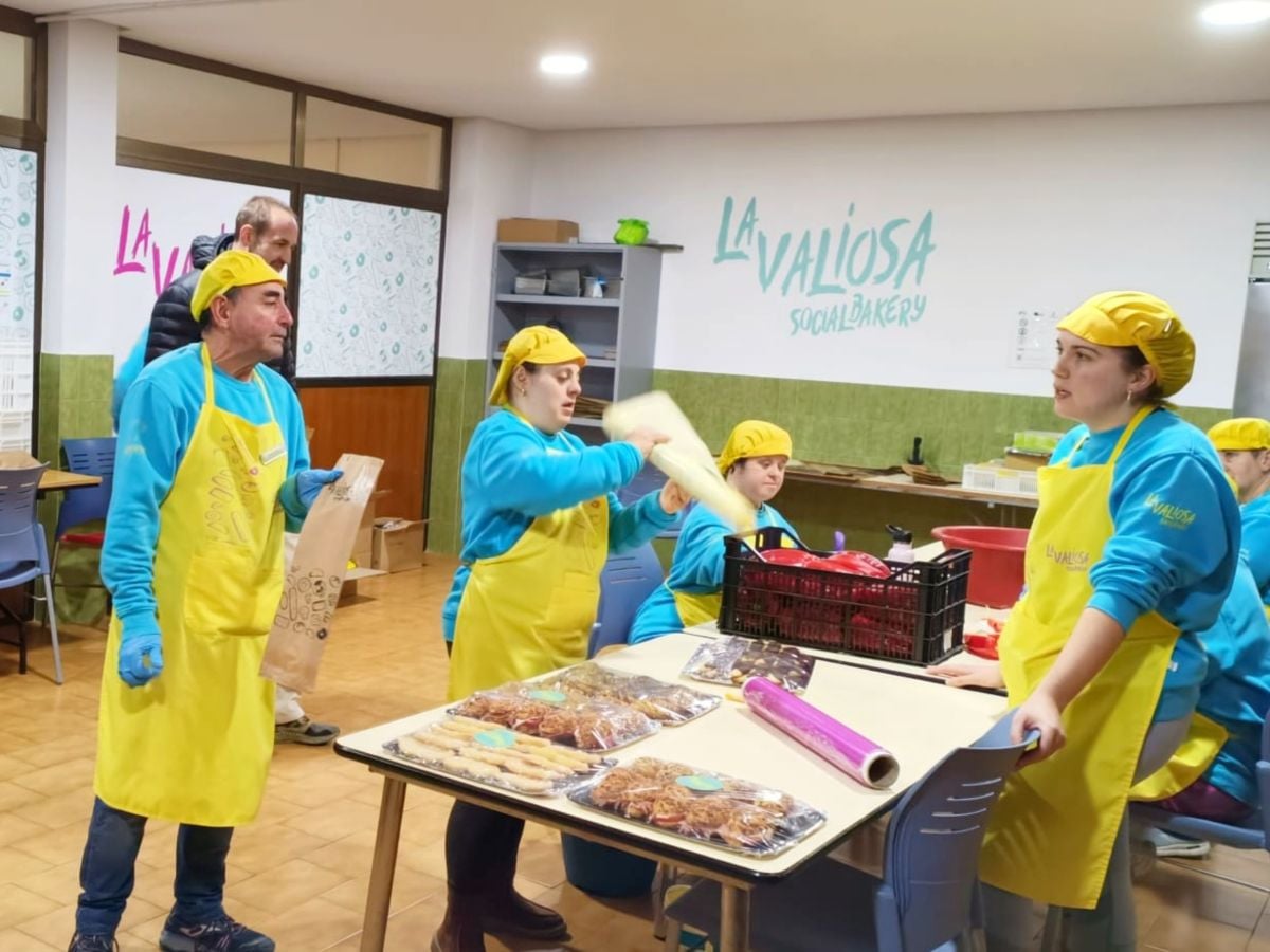 Tomelloso acoge el I Encuentro Empresarial de AEDIS, con el proyecto “La Valiosa Social Bakery” como protagonista