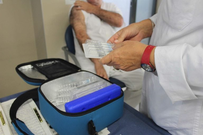 La vacunación frena la repercusión de la gripe en C-LM, que registra menor incidencia que a nivel nacional