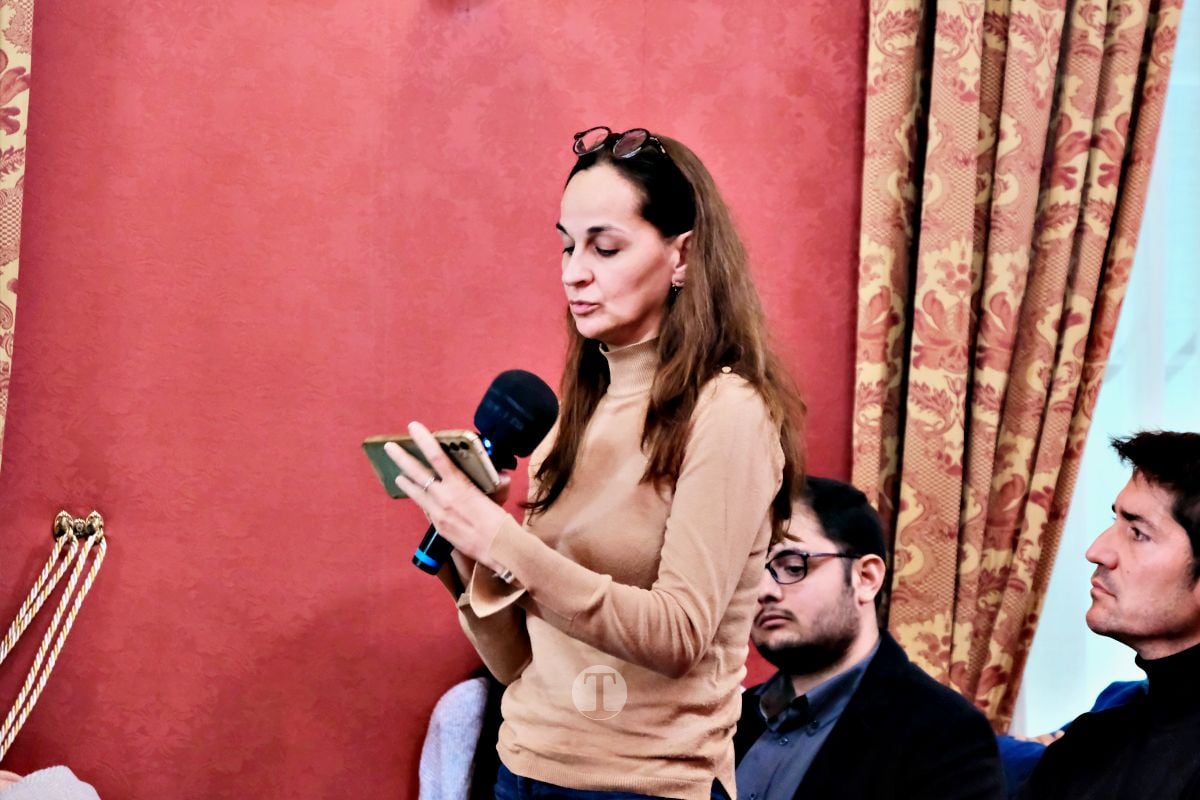 STOP Biometano exige al alcalde que rechace la planta en un pleno abarrotado: “No depende del Ayuntamiento”, responde Navarro