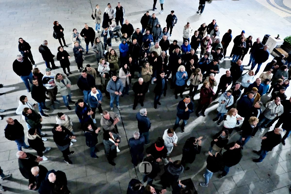 STOP Biometano exige al alcalde que rechace la planta en un pleno abarrotado: “No depende del Ayuntamiento”, responde Navarro