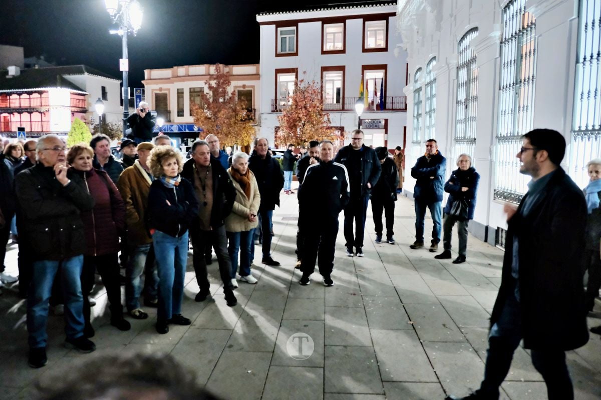 STOP Biometano exige al alcalde que rechace la planta en un pleno abarrotado: “No depende del Ayuntamiento”, responde Navarro