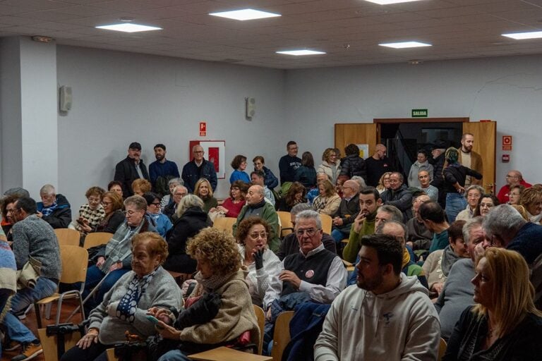 Vecinos de Pedro Muñoz re reúnen preocupados por la planta de biogás proyectada en Tomelloso