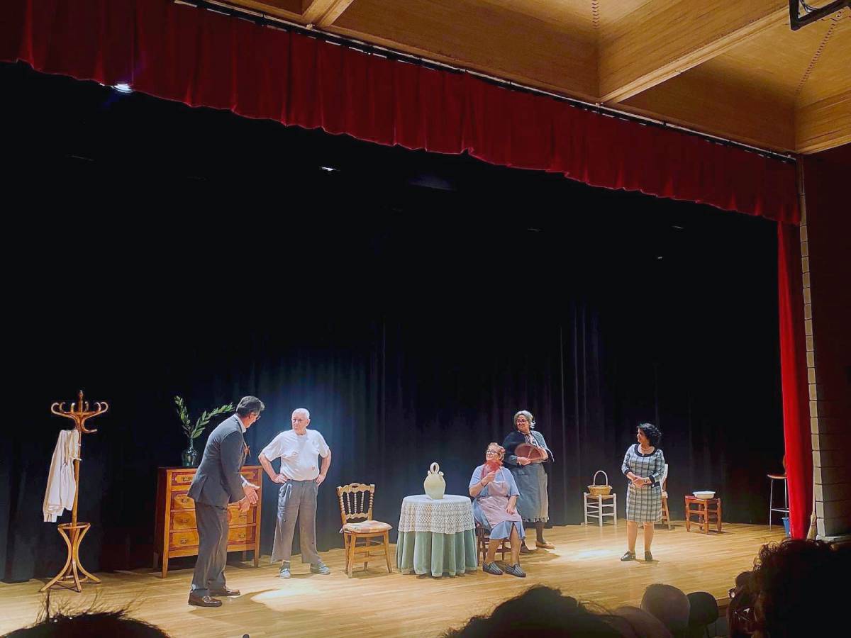 Gran acogida en Tomelloso a la I Muestra de Sainetes en beneficio de la Hermandad del Mayor Dolor