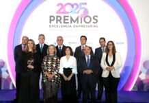 Eurocaja Rural entrega el galardón ‘Establecimiento Comercial’ en los premios ‘Excelencia Empresarial 2025’ de CEOE-CEPYME Guadalajara