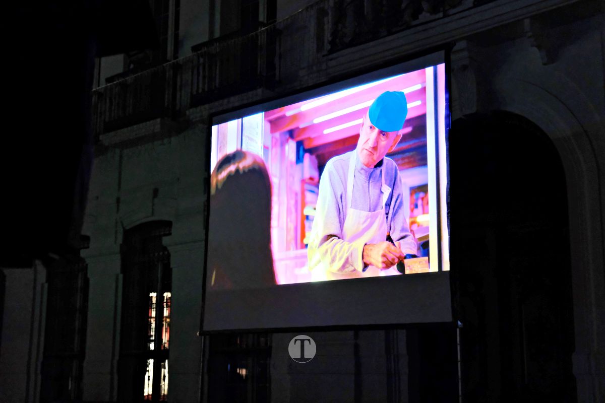 Tomelloso apaga sus luces para encender la conciencia sobre el comercio local