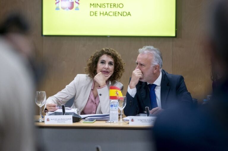 Montero se compromete con las CCAA a presentar un modelo de financiación en los próximos dos meses