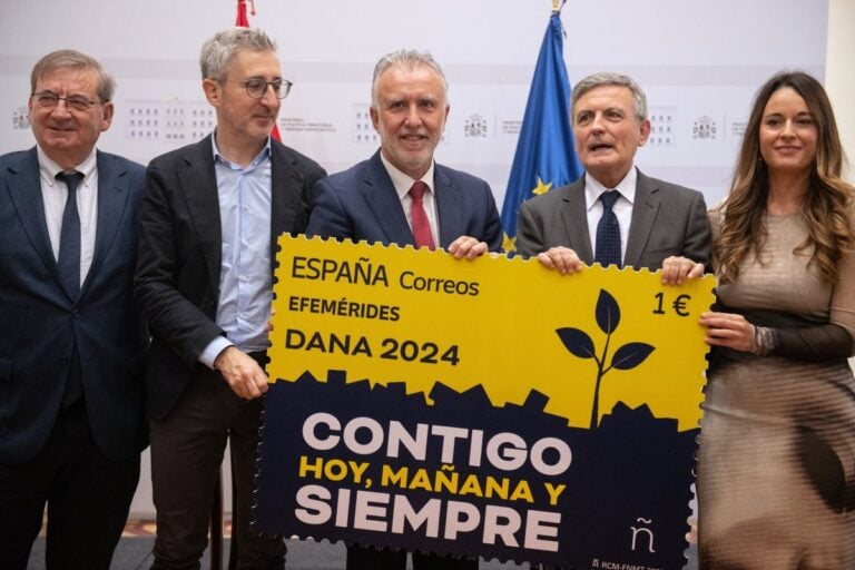 Nuevos sellos de Correos dedicados a la dana con el lema ‘Contigo hoy, mañana y siempre’