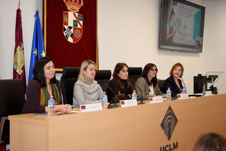 Un seminario muestra en la UCLM la transición energética sostenible en el mundo rural