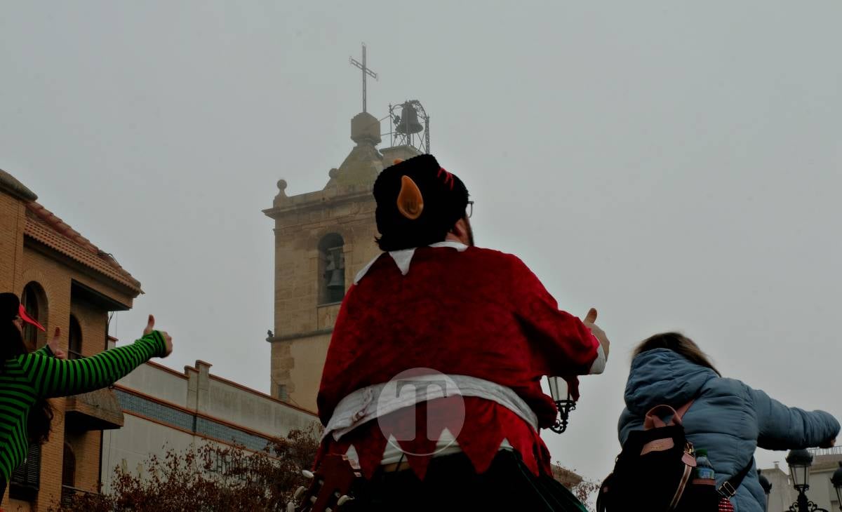 Las Campanadas Infantiles llenan de alegría la Plaza de España en la última mañana del año
