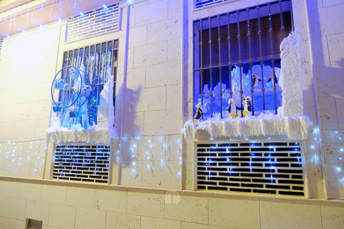 Tomelloso se ilumina en Navidad: acompáñanos en este recorrido por las fachadas decoradas de concurso