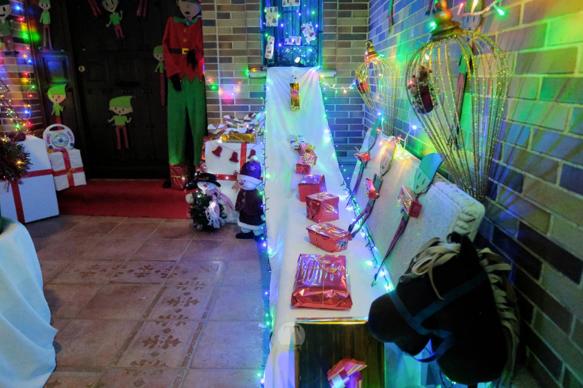 Tomelloso se ilumina en Navidad: acompáñanos en este recorrido por las fachadas decoradas de concurso