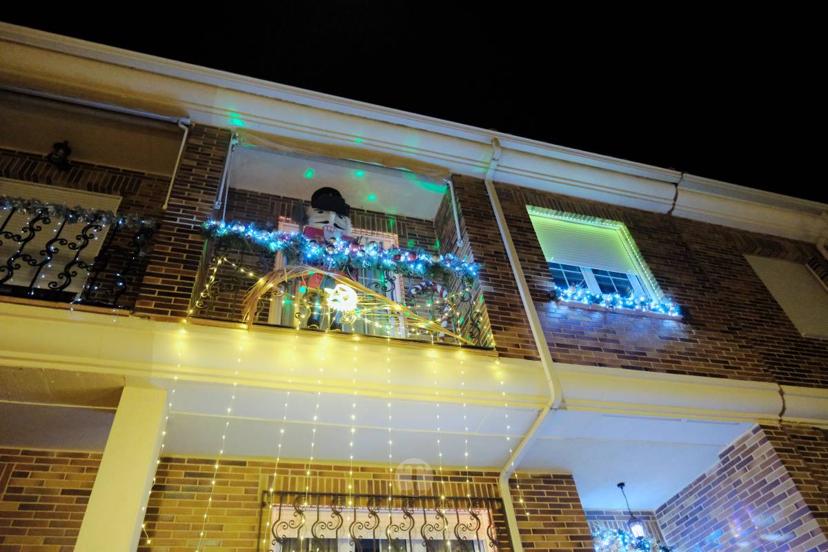 Tomelloso se ilumina en Navidad: acompáñanos en este recorrido por las fachadas decoradas de concurso
