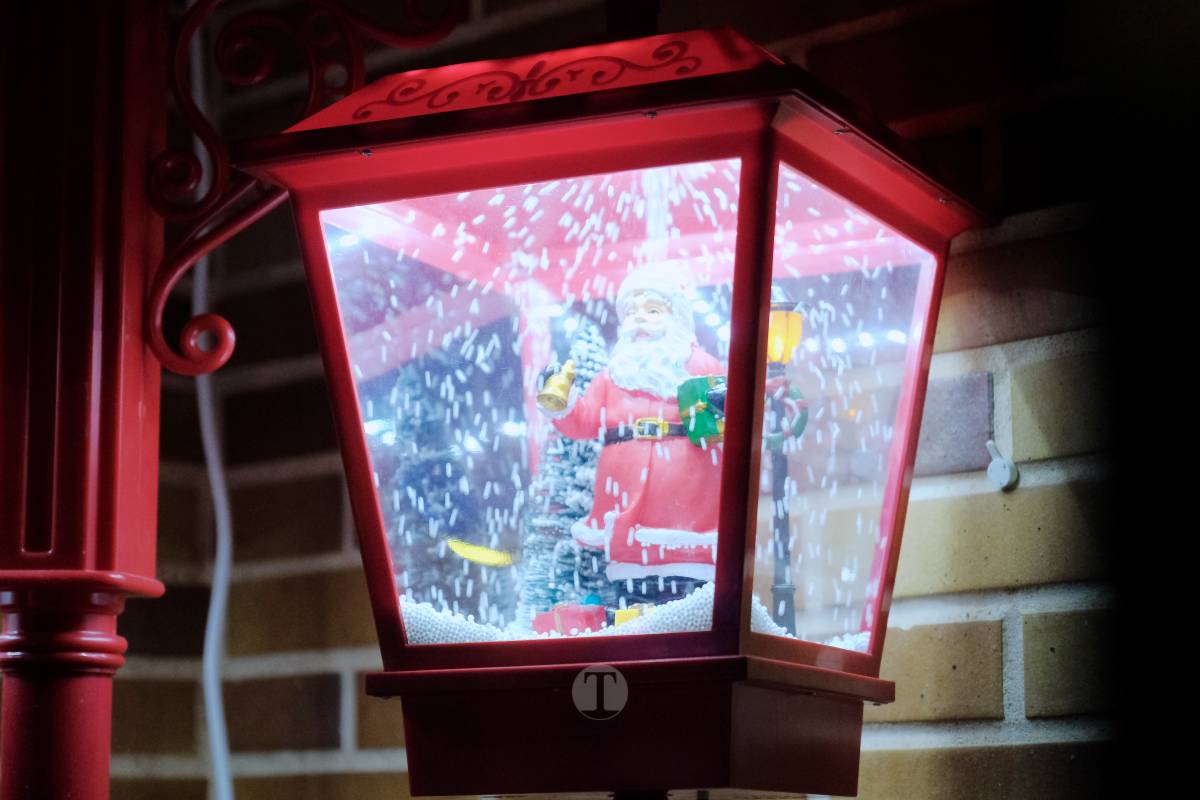 Tomelloso se ilumina en Navidad: acompáñanos en este recorrido por las fachadas decoradas de concurso