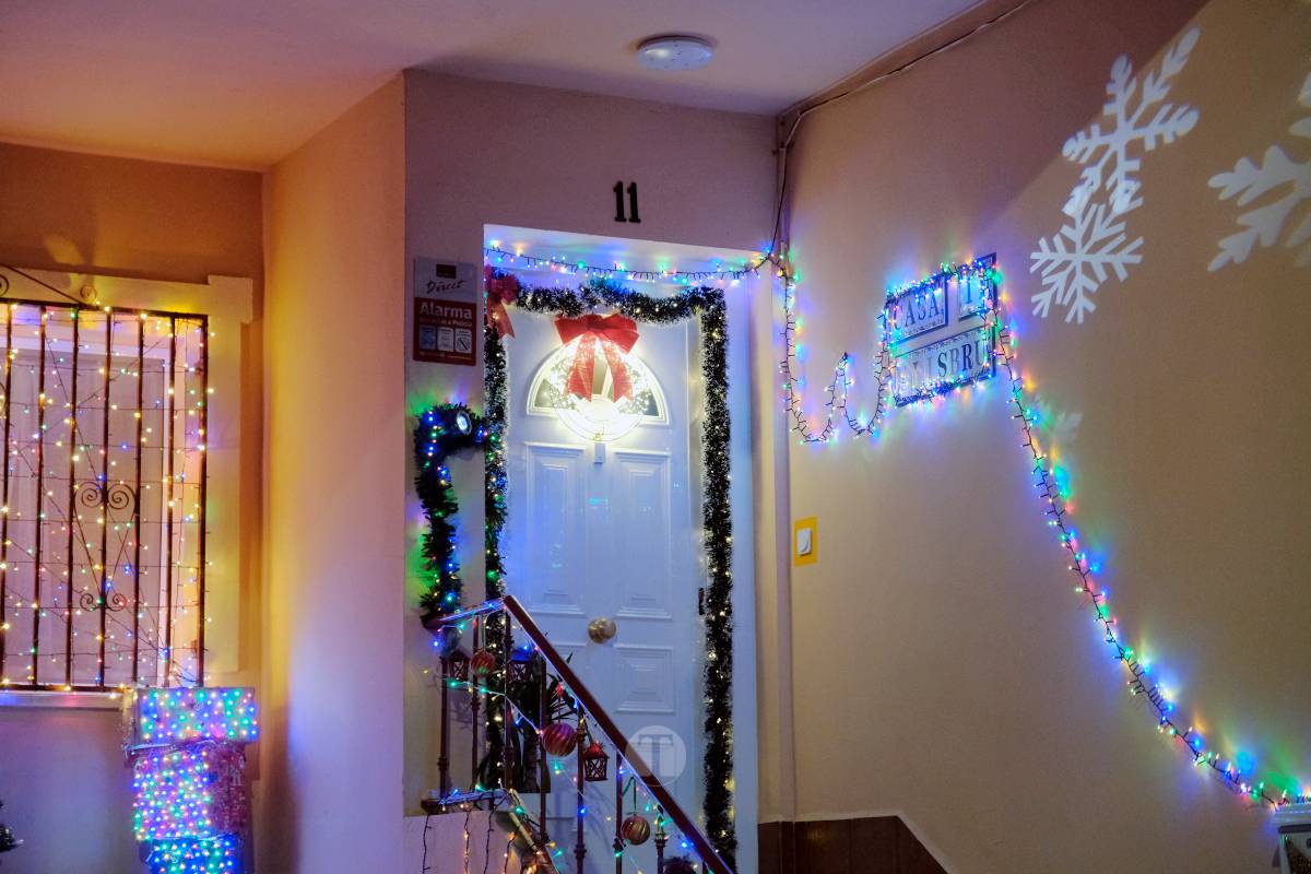 Tomelloso se ilumina en Navidad: acompáñanos en este recorrido por las fachadas decoradas de concurso