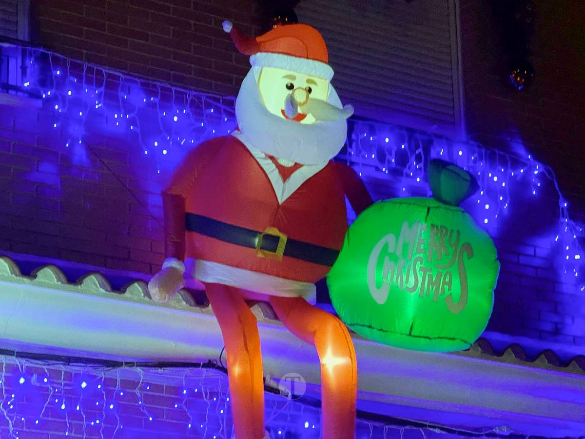 Tomelloso se ilumina en Navidad: acompáñanos en este recorrido por las fachadas decoradas de concurso