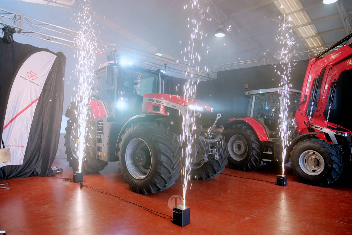 Centro Tractor celebra su entrega número 100 de Massey Ferguson en 2025: “Es todo un éxito, estamos contentísimos”