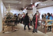 Cáritas Tomelloso inaugura su Rastrillo Navideño en la Posada de los Portales: «Una llamada a la reflexión y a la solidaridad»