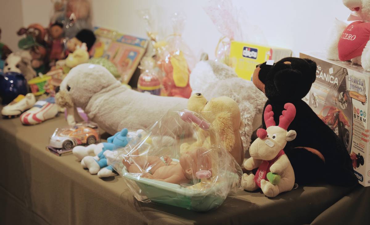 Cáritas Tomelloso inaugura su Rastrillo Navideño en la Posada de los Portales: "Una llamada a la reflexión y a la solidaridad"