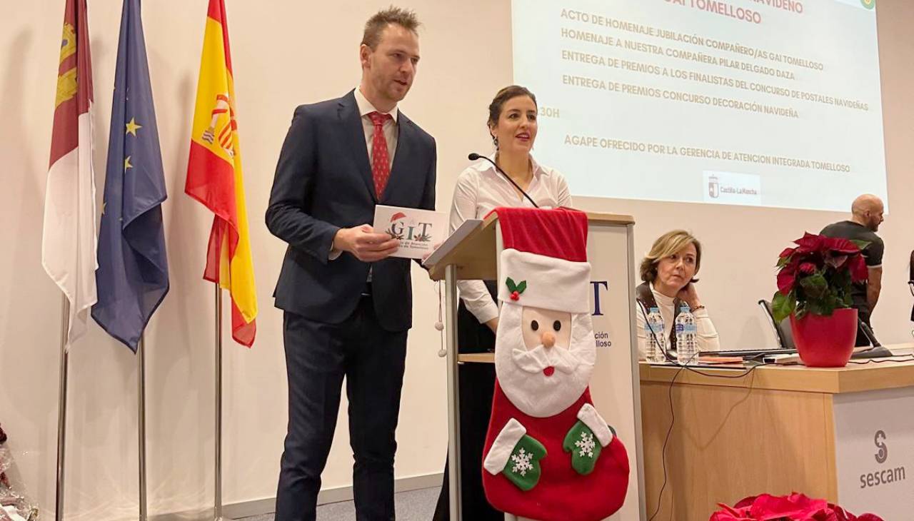 La Navidad se cuela en el Hospital de Tomelloso con música, homenaje y compromiso sanitario