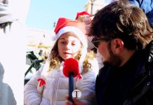 Niños, regalos y villancicos: la Navidad toma la Plaza de España de Tomelloso
