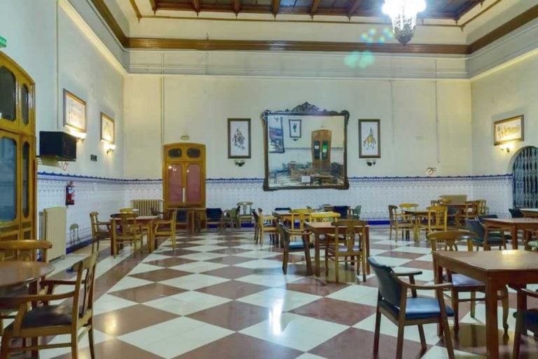 Diciembre cultural y científico en el Casino de Tomelloso: ciencia, arte y ajedrez para todos los públicos
