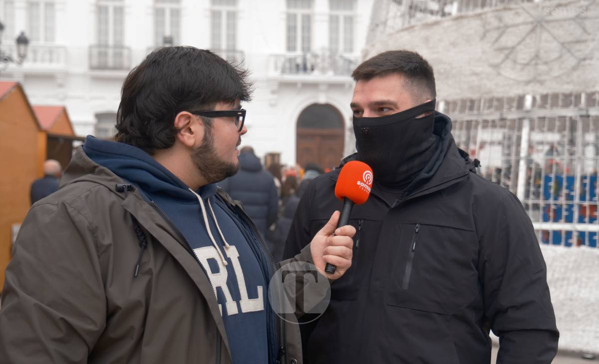 Las uvas, las braguitas rojas y alguna que otra “chorrada”: así despiden el año los tomelloseros