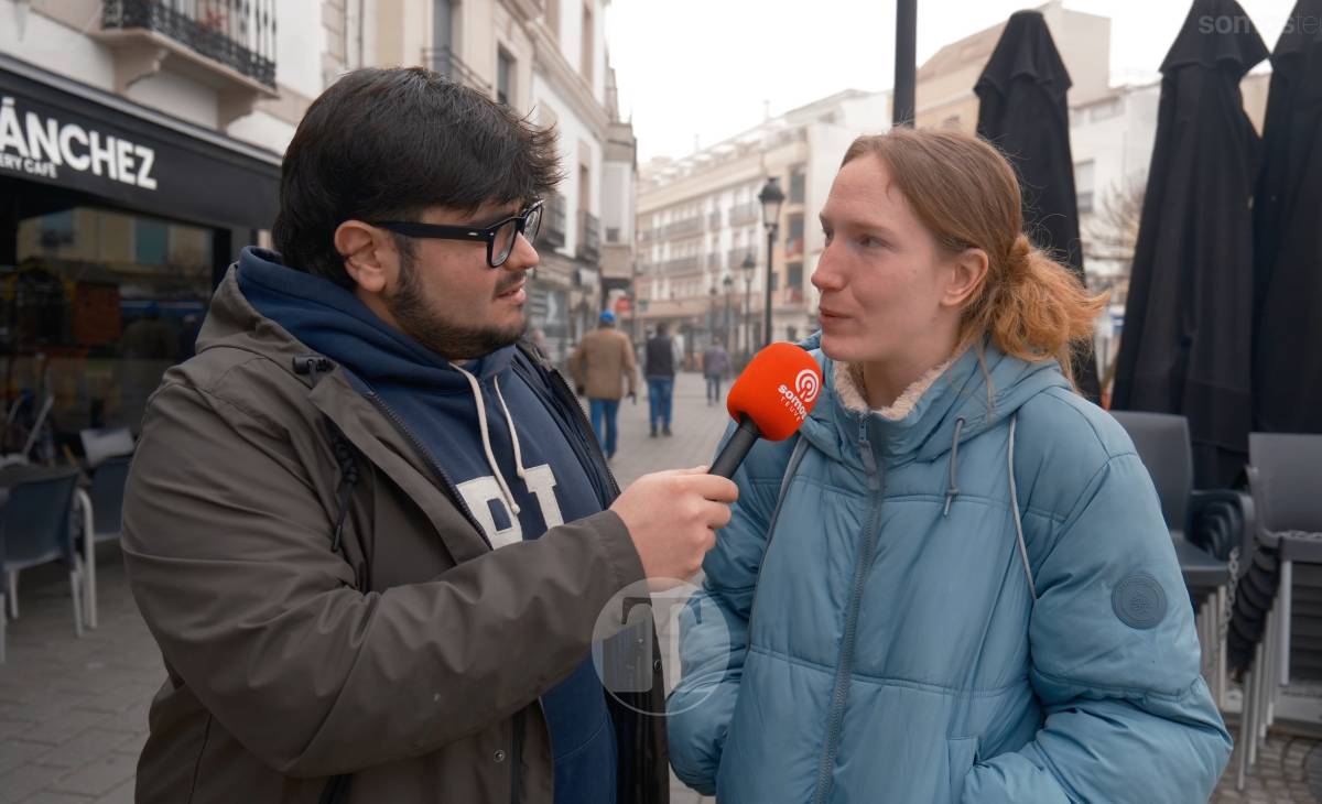 Las uvas, las braguitas rojas y alguna que otra “chorrada”: así despiden el año los tomelloseros