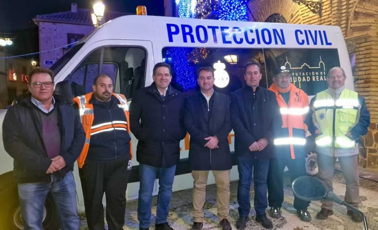 Valverde refuerza el apoyo de la Diputación a las agrupaciones de Protección Civil de Ciudad Real
