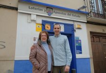 “Nos estrenamos en Navidad”: la administración de tres generaciones que reparte su primer premio navideño en Campo de Criptana