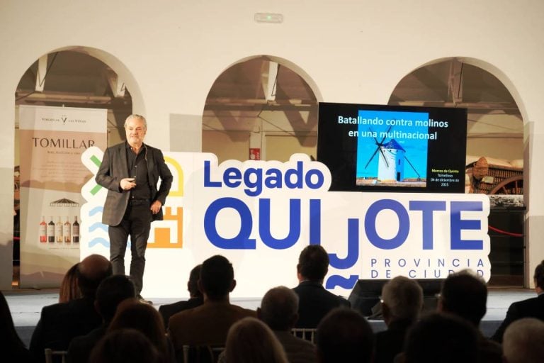 Marcos de Quinto inspira al empresariado de Tomelloso con una visión crítica y liberal del liderazgo
