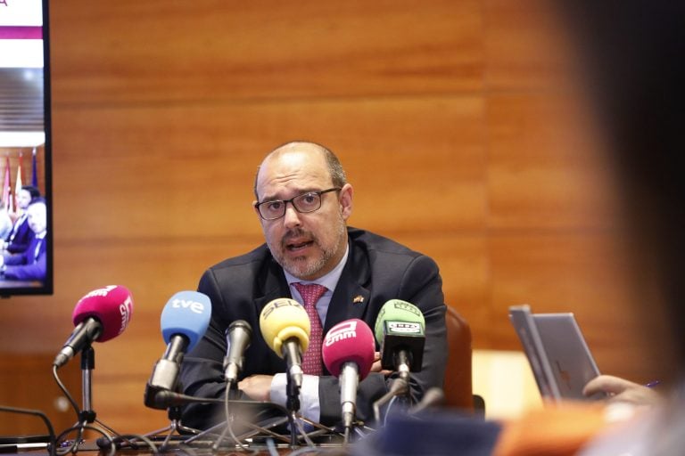 Bellido no contempla el rechazo a reforma de Estatuto C-LM: «Quien quiera bajarse tendrá que dar muchas explicaciones»