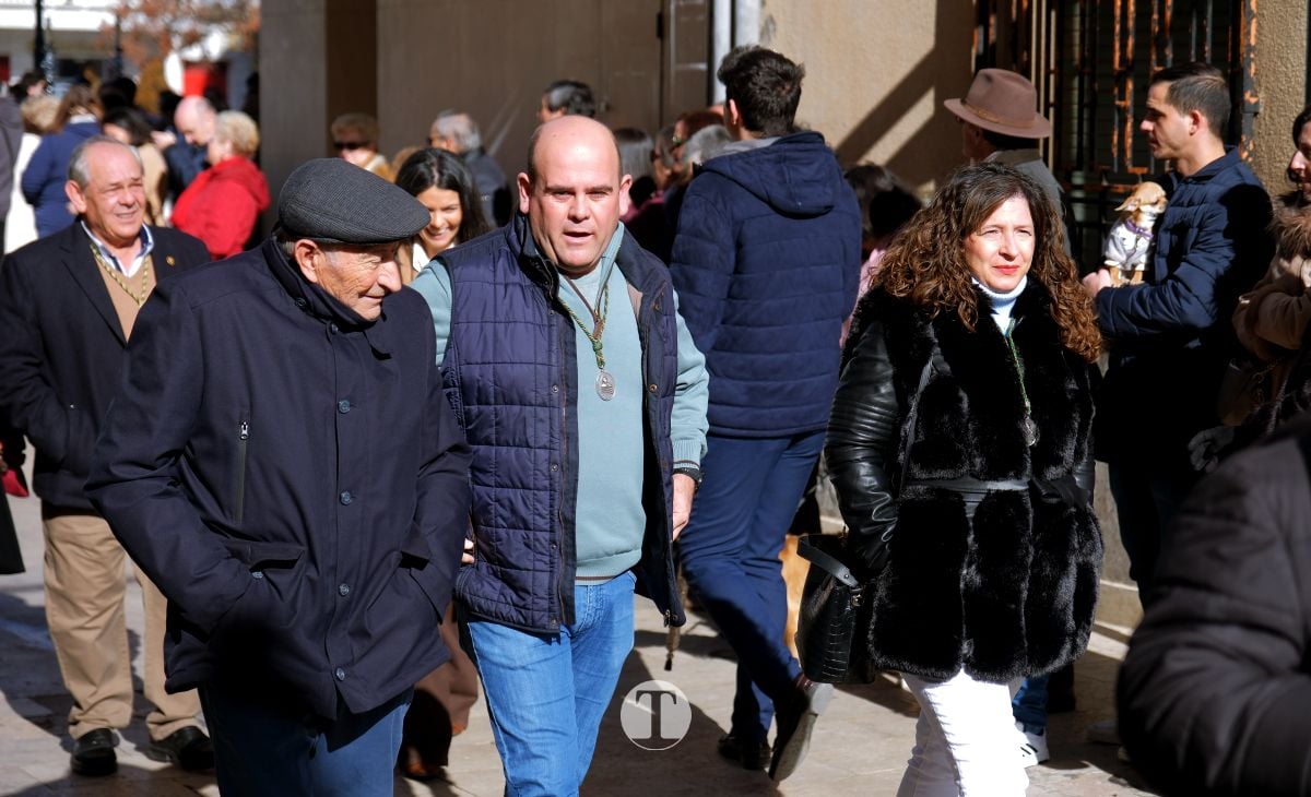Tomelloso mantiene viva la tradición de San Antón con la bendición de animales y gran participación vecinal