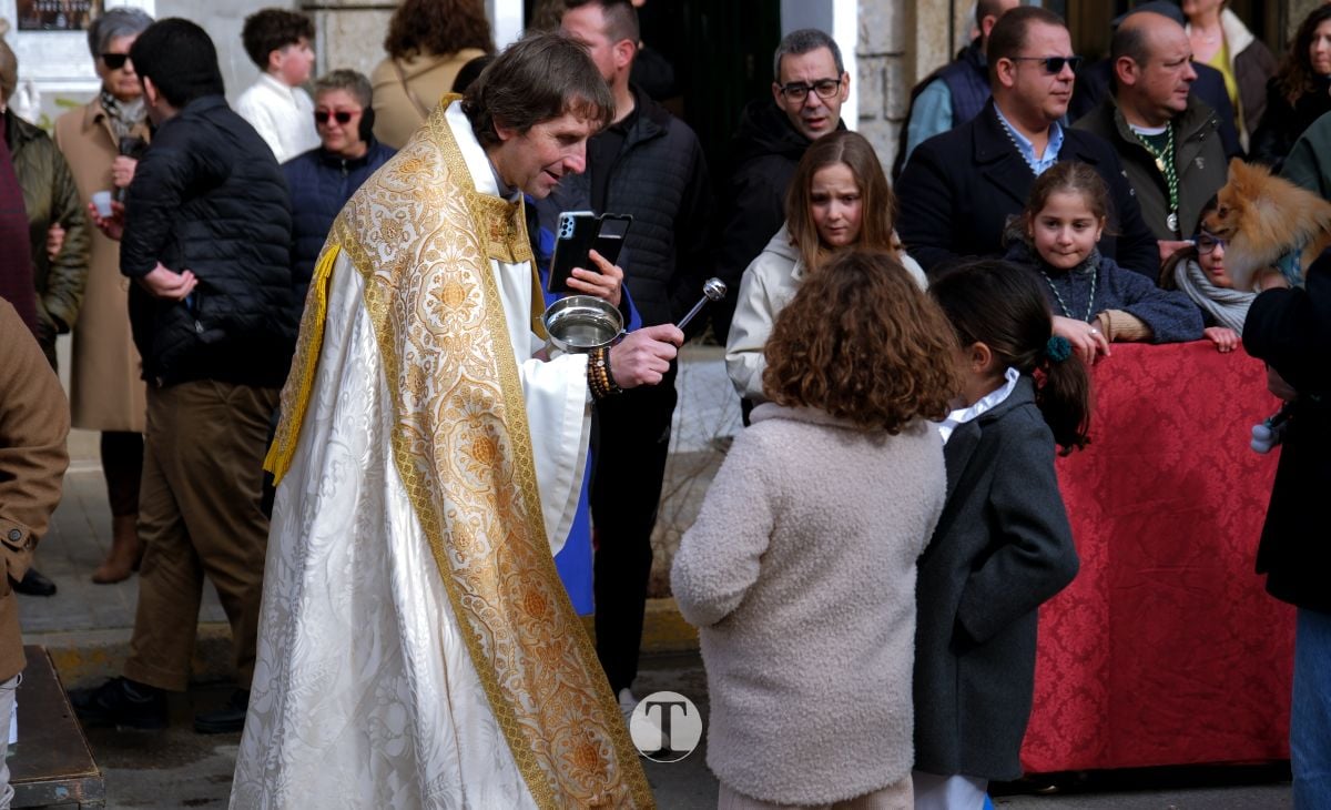 Tomelloso mantiene viva la tradición de San Antón con la bendición de animales y gran participación vecinal