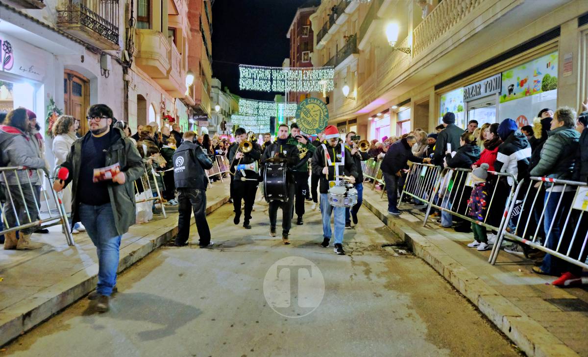 Tomelloso vive una cabalgata mágica con miles de personas en las calles pese al frío