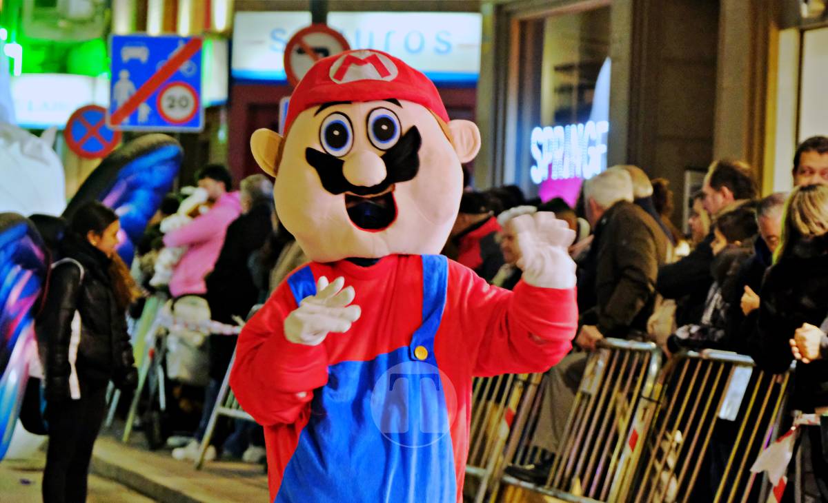 Tomelloso vive una cabalgata mágica con miles de personas en las calles pese al frío