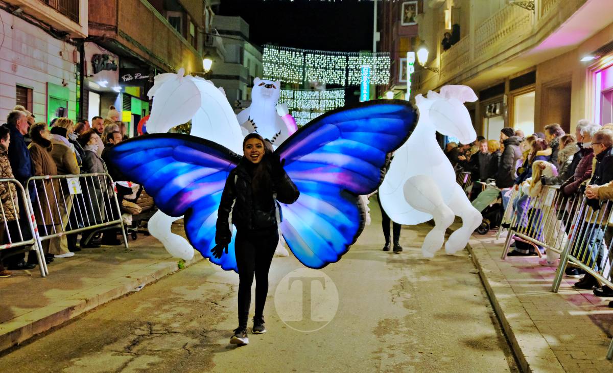 Tomelloso vive una cabalgata mágica con miles de personas en las calles pese al frío