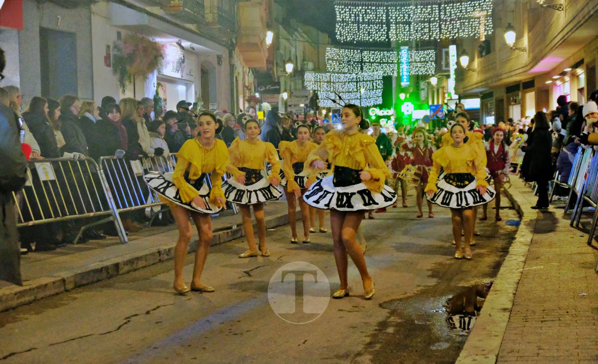 Tomelloso vive una cabalgata mágica con miles de personas en las calles pese al frío