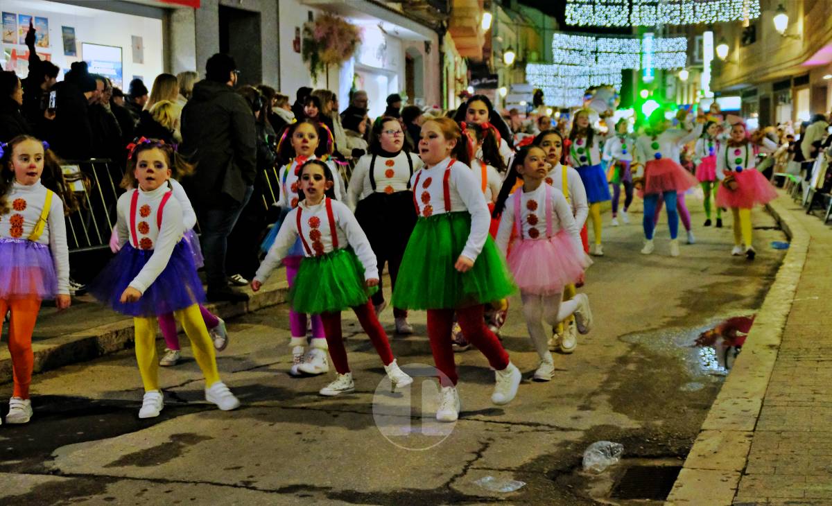 Tomelloso vive una cabalgata mágica con miles de personas en las calles pese al frío