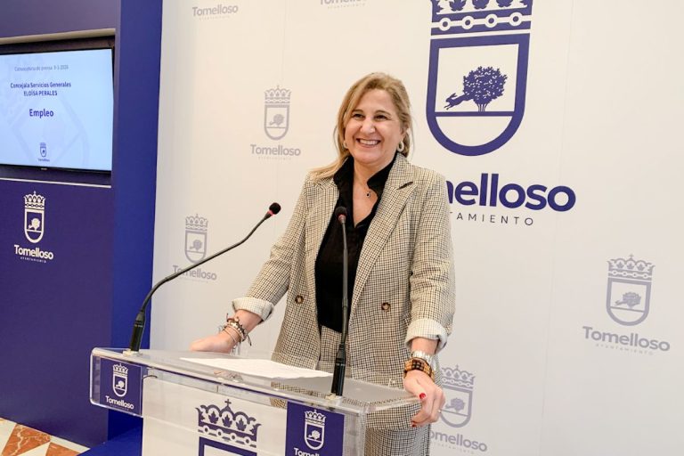 Perales destaca que el paro en Tomelloso ha pasado de un 13,45 % a un 10 % en tres años