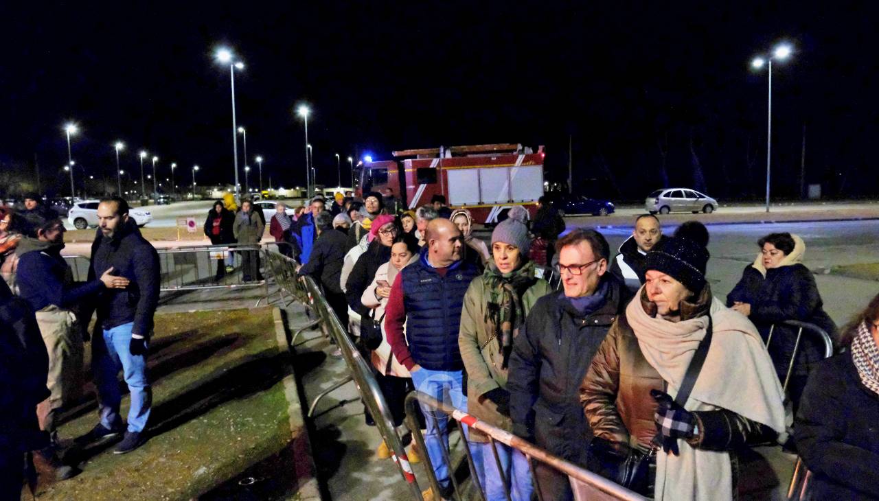 Tomelloso enciende su noche de San Antón al calor de las hogueras