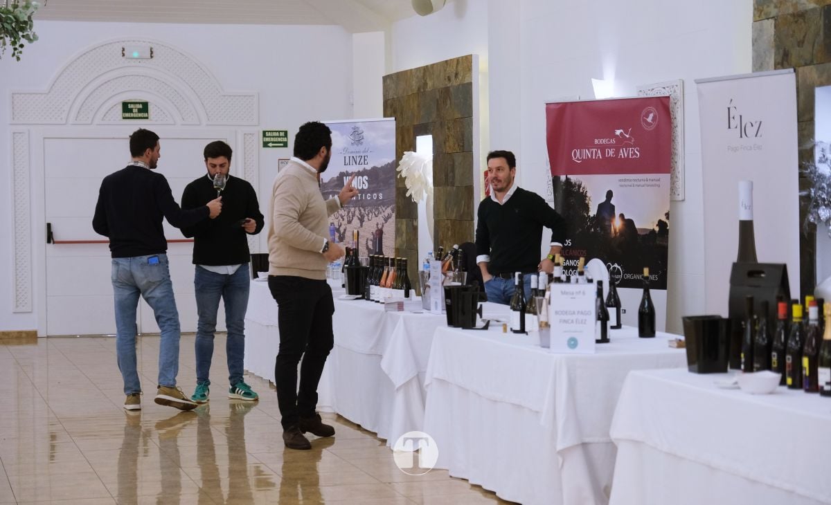 Tomelloso acoge la II Galería “100 Vinos Imprescindibles” con más de 60 bodegas y una firme apuesta por la calidad