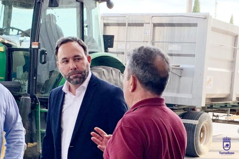 Javier Navarro reafirma su compromiso con las reivindicaciones de los agricultores