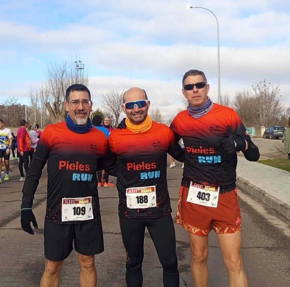 Los Pieles Run de Tomelloso conquistan Jaén y Villarta de San Juan en un fin de semana de atletismo popular