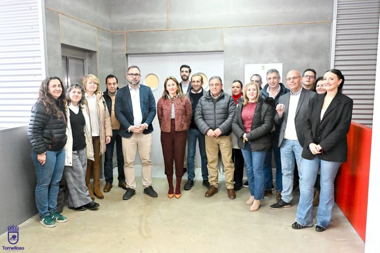 Tomelloso estrena una nueva pista de conductores para mejorar la formación vial y los exámenes de autoescuela