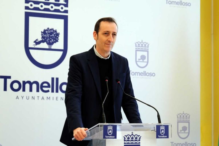 Antonio Calvo destaca los avances en Educación, Medio Ambiente y Salud Pública en Tomelloso durante 2025