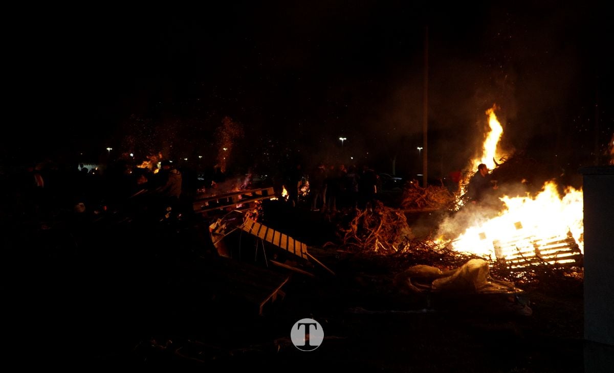 San Antón se celebra a lo grande con hogueras y música en Argamasilla de Alba