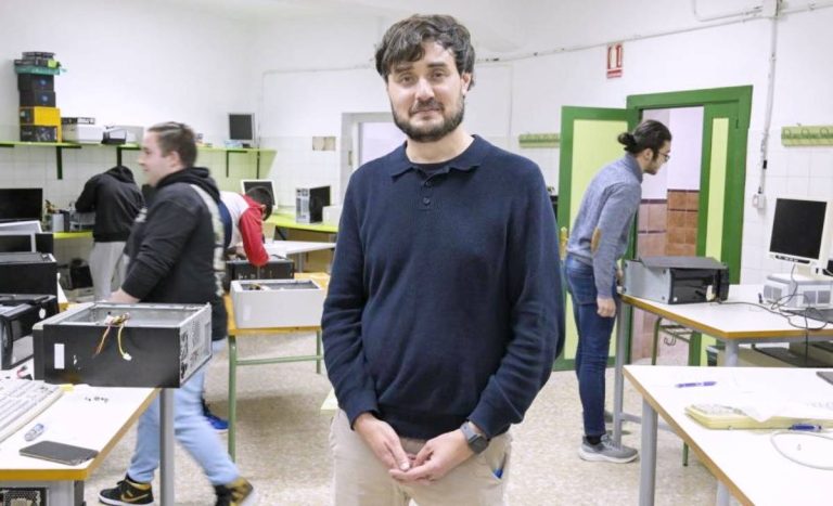 Ángel González, profesor de Puertollano, repite como uno de los mejores docentes del mundo