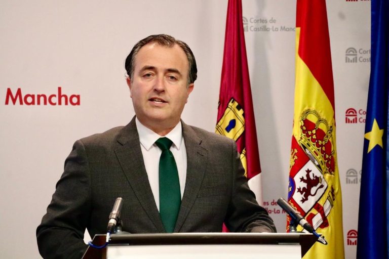 Vox denuncia que el acuerdo con Mercosur “condena al campo de Castilla-La Mancha y vacía nuestros pueblos” 