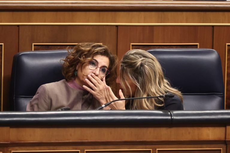 Hacienda propone una nueva reducción fiscal a empresas que aumenten plantilla con sueldos por encima del SMI