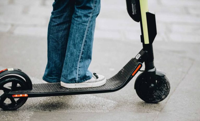 C-LM se prepara para registrar y asegurar todos los patinetes eléctricos tras el nuevo decreto estatal